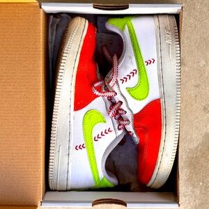 Nike Force 1 LV8 SB PS Size 13 Little Girl